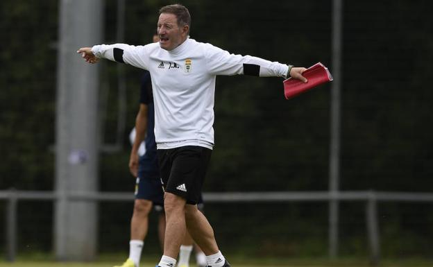 Juan Antonio Anquela en un entrenamiento.