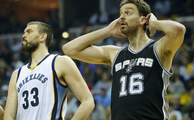 Marc y Pau Gasol./Efe