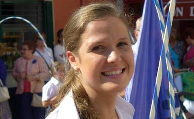 Ángela Tejo, primera mujer presidenta en la historia de la Cultural riosellana