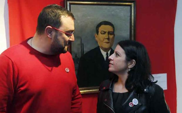 Adrián Barbón y Adriana Lastra clausuran los actos del centenario de Manuel Llaneza./EFE