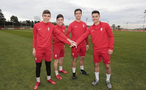 De izquierda a derecha, Pablo, Guille, Gragera y Gaspar, cuatro puntales del equipo de División de Honor./AURELIO FLÓREZ