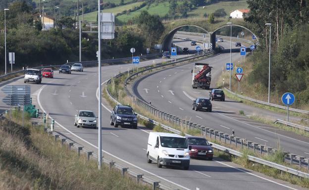 Una mujer afronta un año de cárcel por causar un accidente circulando en sentido contrario en la autovía Minera Una mujer afronta un año de cárcel por causar un accidente circulando en sentido contrario en la autovía Minera