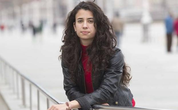 Sara González Lolo, en el paseo del Muro./ DANIEL MORA