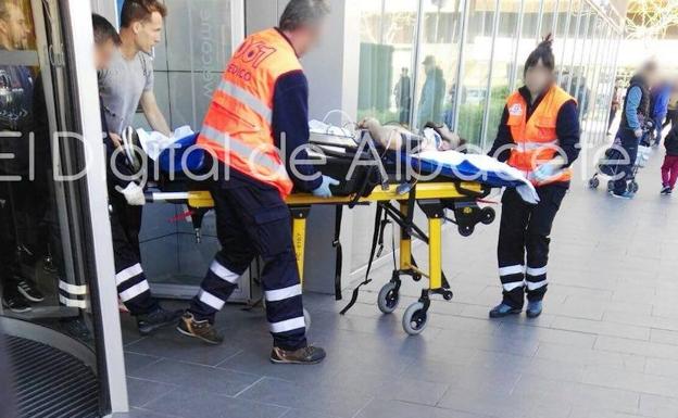 Pelayo Novo sufre «varias fracturas y permanece estable» tras precipitarse al vacío en un hotel en Huesca Pelayo Novo sufre «varias fracturas y permanece estable» tras precipitarse al vacío en un hotel en Huesca