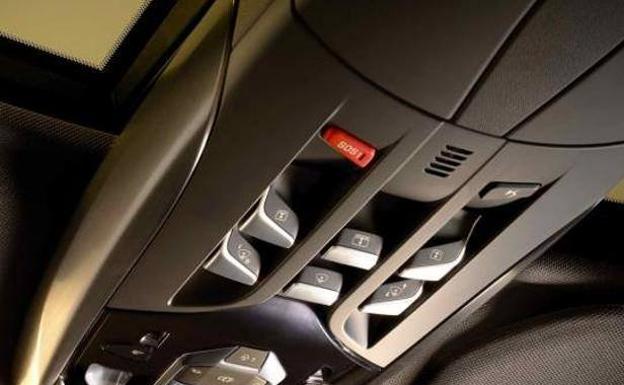 Este es el botón obligatorio que tendrán a partir de ahora los nuevos coches Este es el botón obligatorio que tendrán a partir de ahora los nuevos coches