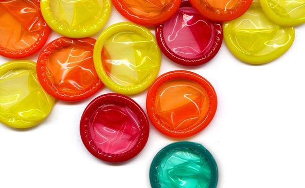 Condom snorting; el peligroso reto viral de esnifar condones que se ha puesto de moda entre los jóvenes Condom snorting; el peligroso reto viral de esnifar condones que se ha puesto de moda entre los jóvenes