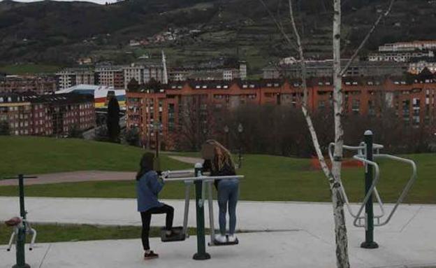 La Policía Nacional tiene constancia de tres agresiones sexuales ocurridas en la zona del parque del Oeste y en el barrio de Vallobín./Mario Rojas