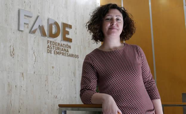 Nuria Canel, responsable del programa de relevo empresarial de FADE/PABLO LORENZANA