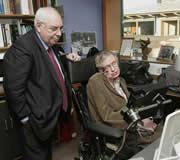 Stephen Hawking presta su apoyo "total e ilusionado" al nuevo centro Niemeyer