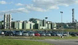 Instalaciones de Dupont en el valle de Tamón. / TANIA/
