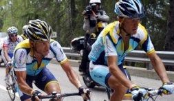 Armstrong (izquierda), con Chechu Rubiera. / REUTERS/