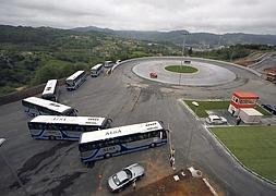 Imagen aérea del centro, en 2011, con motivo de su inauguración. :: J. C. ROMÁN/