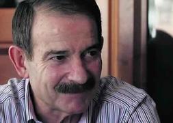 Gerardo Iglesias, ayer en su casa de Oviedo. :: MARIO ROJAS/
