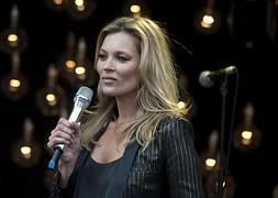 Kate Moss lanza la 'autobiografía' de su armario en su última colección
