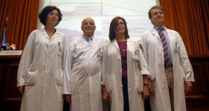 Por la izquierda, Beatriz Lozano, Fernando Fernández, Elena Santamarta y Fernando Seijo. / MARIO ROJAS/