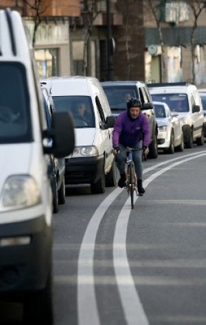 En bici, por norma