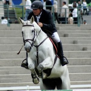 Antonio Honrubia en un salto con 'Oslo V'. ::
S. V./