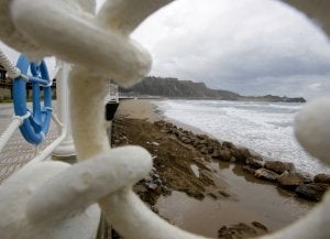 Imagen de las obras llevadas a cabo hace unas semanas en la playa de Salinas. :: MARIETA/