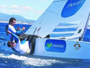 Echávarri y Rivero, en plena regata. ::
E. C./