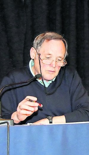 Ramón García Braña. ::
NEL ACEBAL/