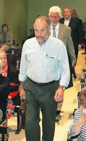 Adolfo García, en el Ateneo. ::
J. P./