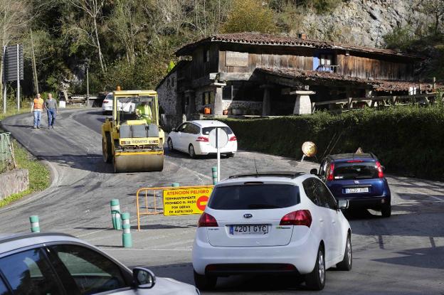 La carretera de los Lagos vuelve a estar abierta al público veinte días