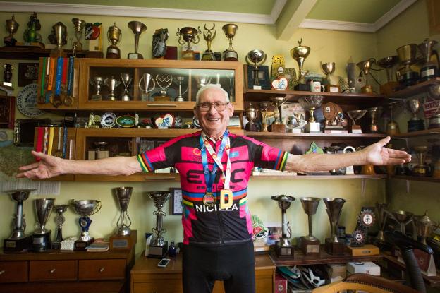 Un campeón a la puerta de los noventa | El Comercio