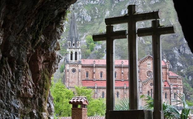 El Santuario de Covadonga regresa a la 'normalidad'