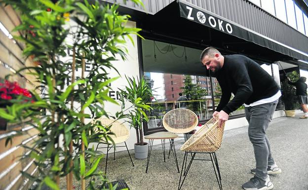 La terraza del Zooko, una de las que se prepara para abrir mañana./p. lorenzana