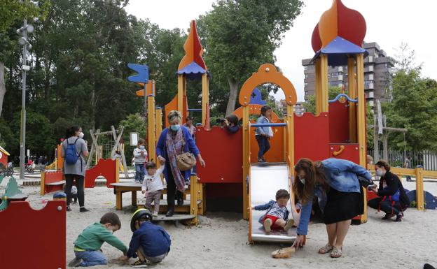Nueva normalidad en Asturias | Abrirán parques infantiles, discotecas al 50% y se eliminan las restricciones en los bares