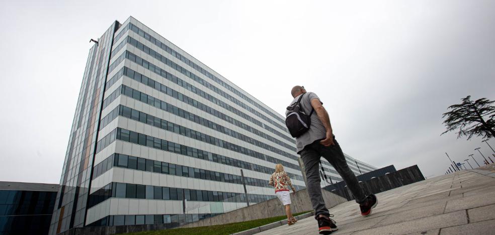 Un niño de 13 años y dos adultos con la doble pauta de vacunación, hospitalizados en Asturias - Vimarsana News