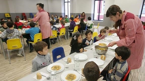 Las familias se unen a los catering para exigir más calidad en los ... Las familias se unen a los catering para exigir más calidad en los ...
